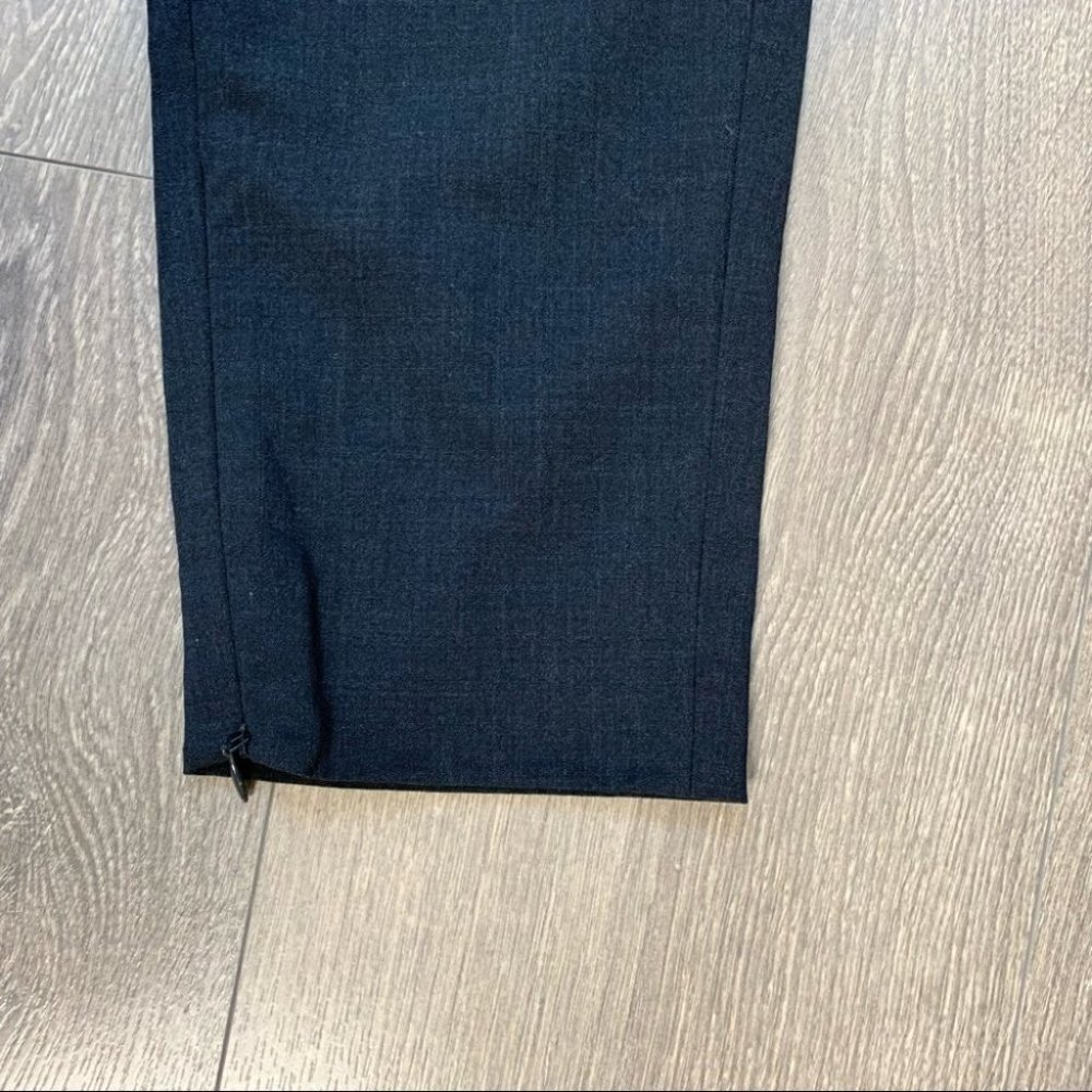 Aritzia Babaton Women’s Pants Pleated Straight Leg Trousers Whimsigoth navy blue - Picture 7 of 14